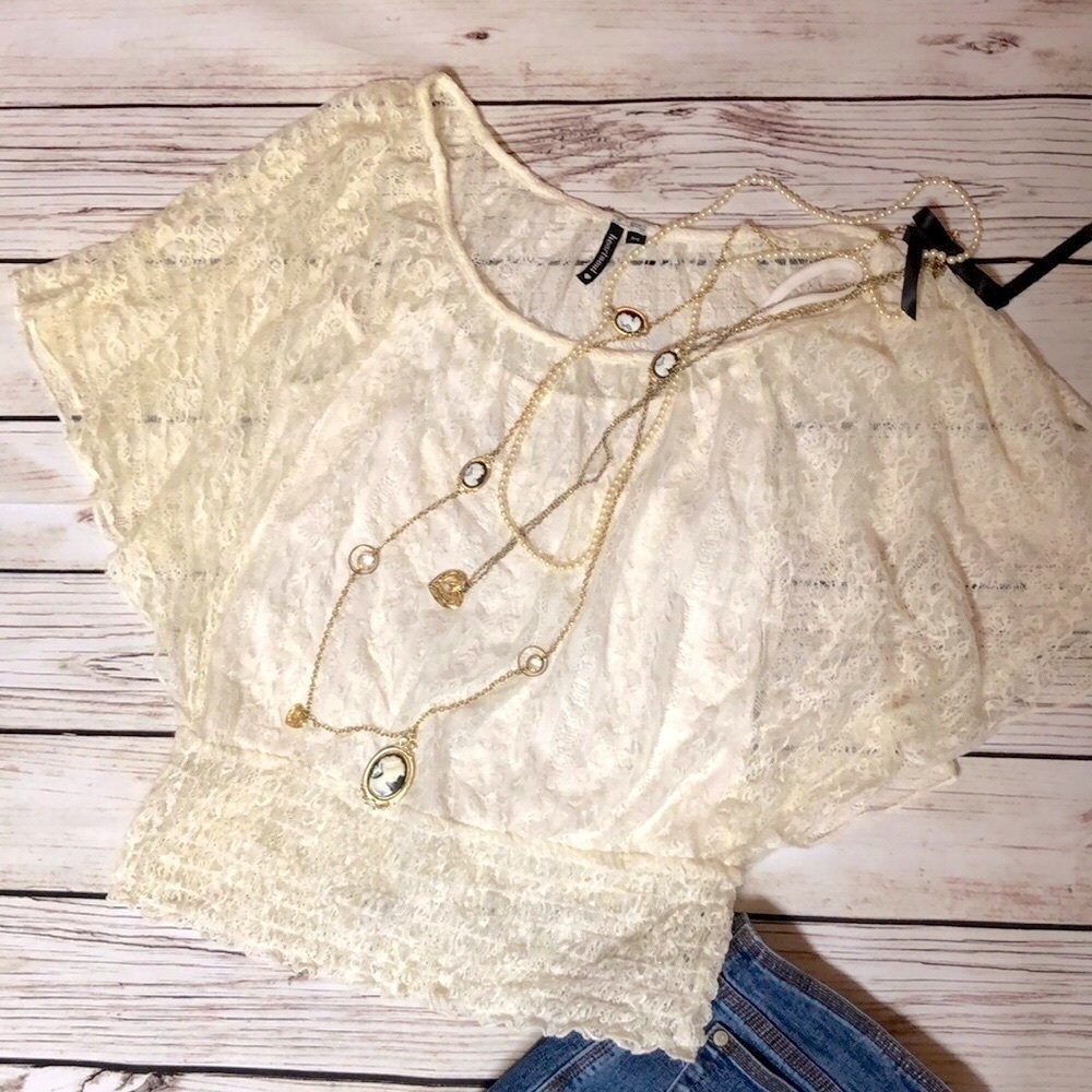 Lace Boho Heart & Soul Flutter Sleeve Blouse Pullover Top